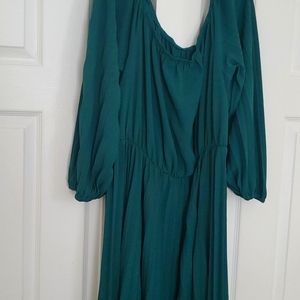 Womens long pleated dress
